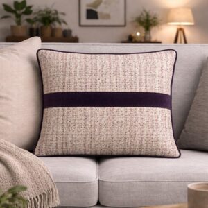 Poduszka dekoracyjna z paskiem